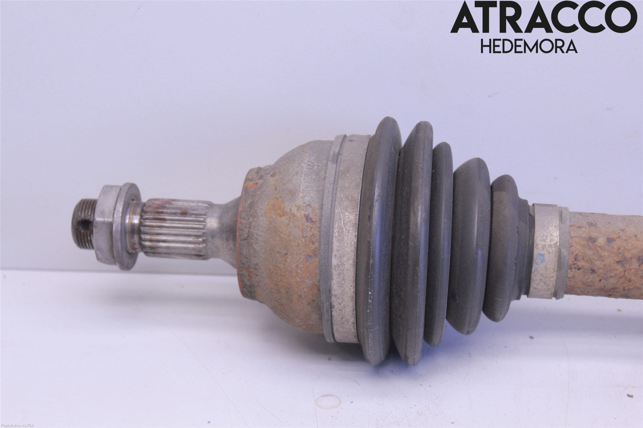 Peugeot 308 08-13 Drivaxel Fram Höger