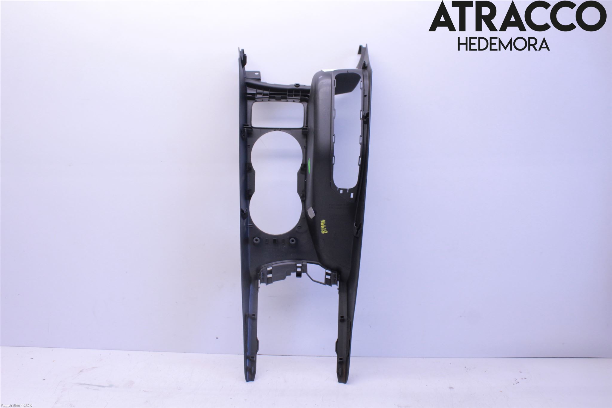 Ford KUGA 13-16 Instrumentkonsoll Mitt