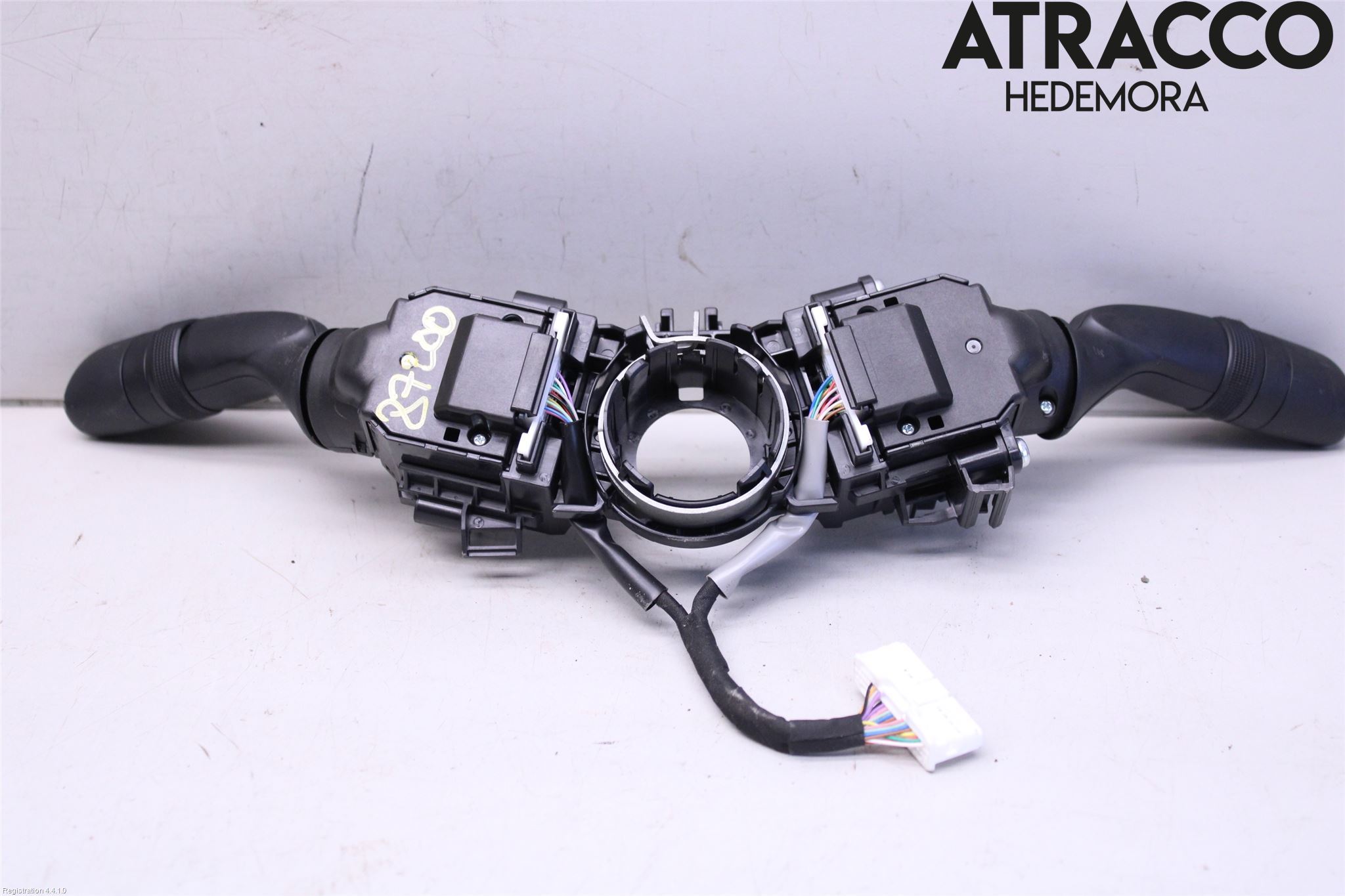 Toyota YARIS XP21 20- Spakcentral