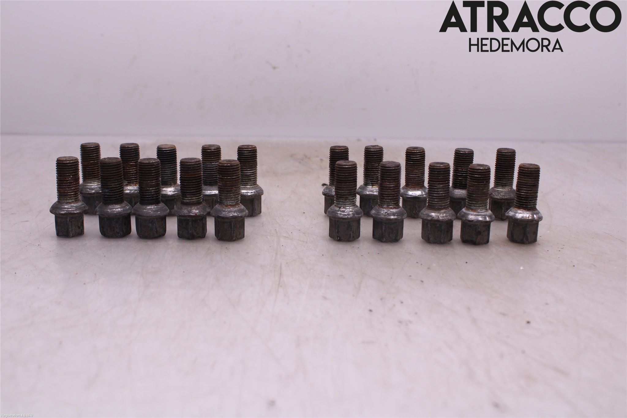 Seat ALHAMBRA 11- Hjulmutter-Bult-Sats