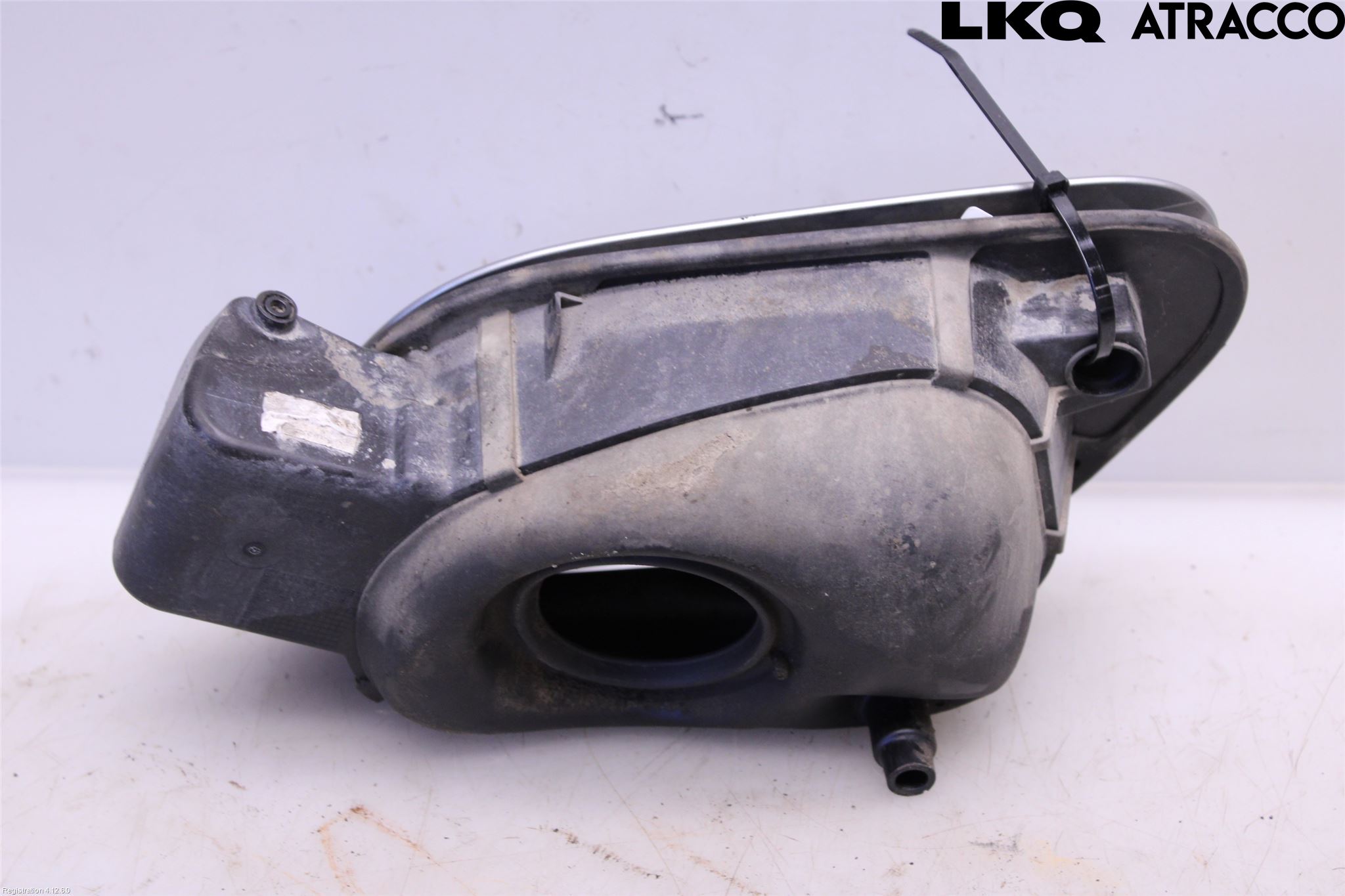 Volkswagen VW GOLF / E-GOLF VII 13-20 Tanklucka