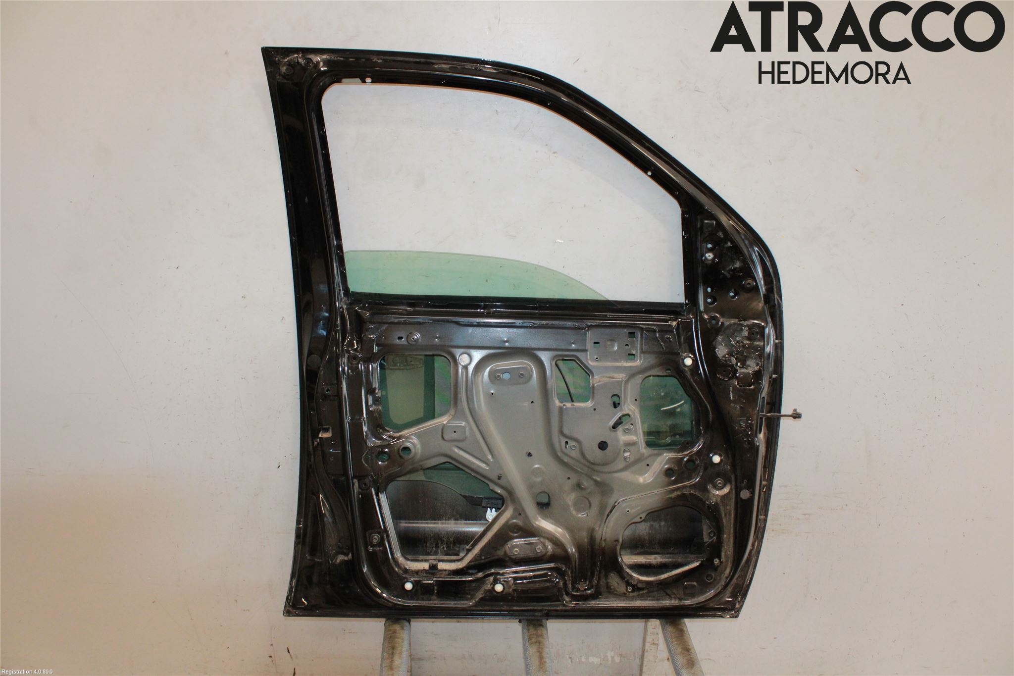 Nissan NAVARA 05-16 Dörr Fram Vänster