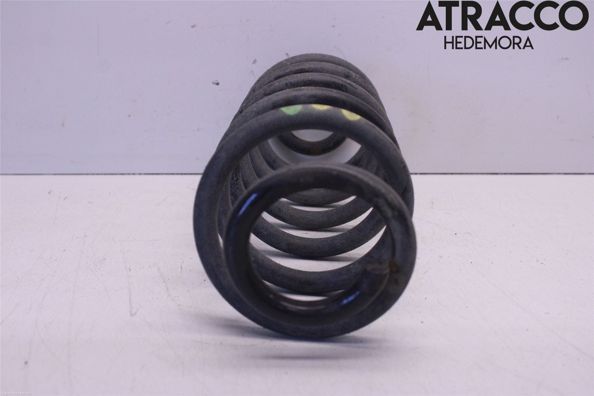 Audi Q5 09-16 Fjäder Bak