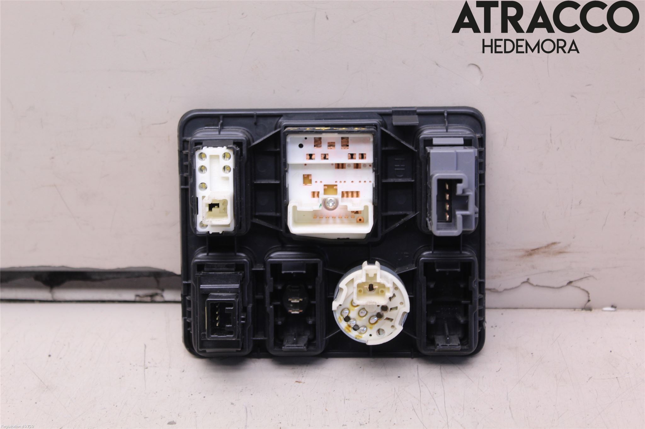 Toyota HILUX 05-16 Strömställare Multifunktion