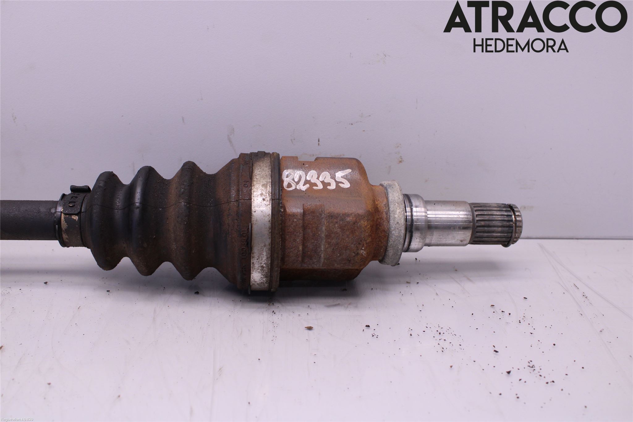 Toyota YARIS XP90 06-11 Drivaxel Fram Vänster