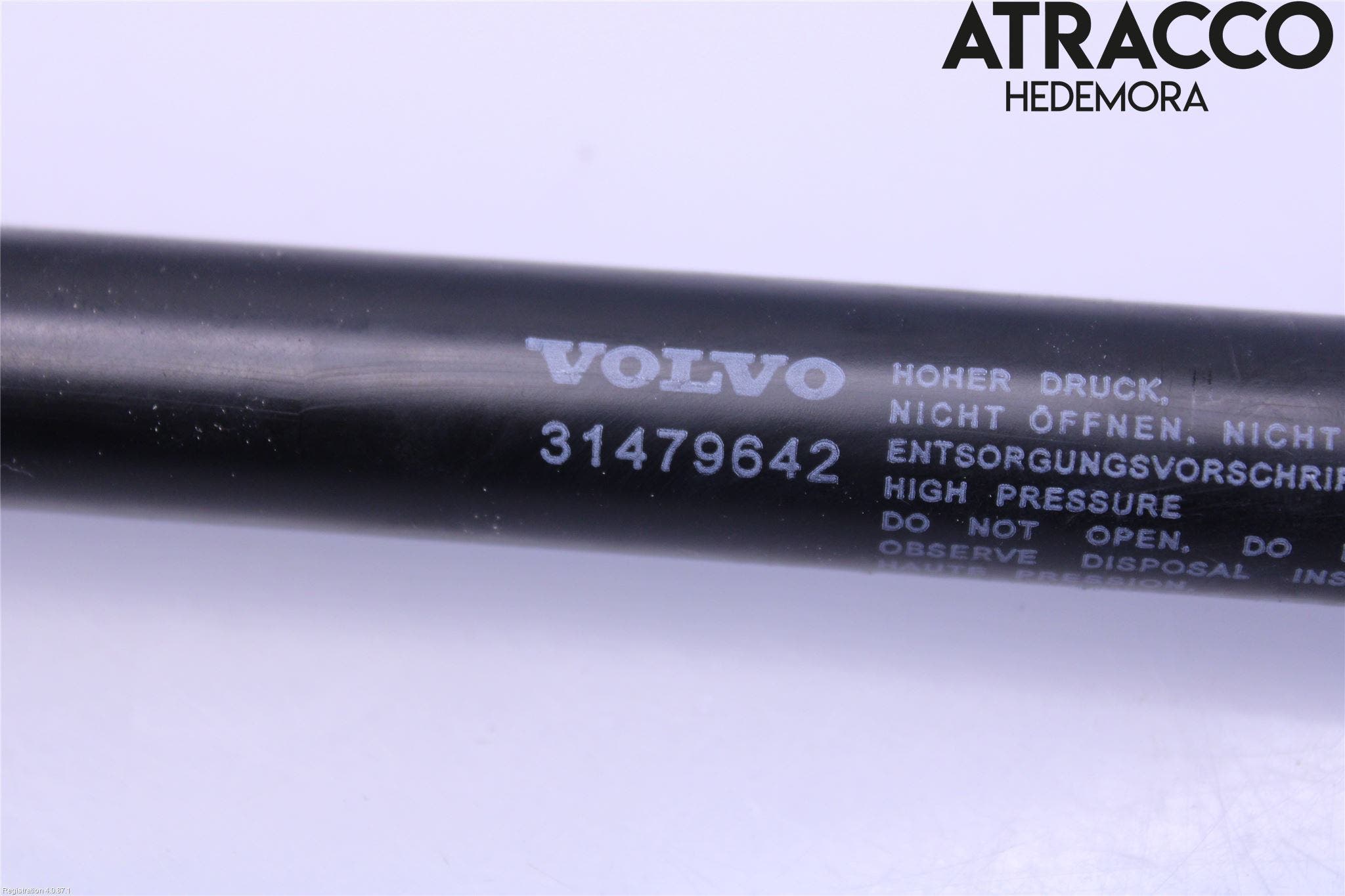 Volvo V90 17->> Gasfjäder Motorhuv