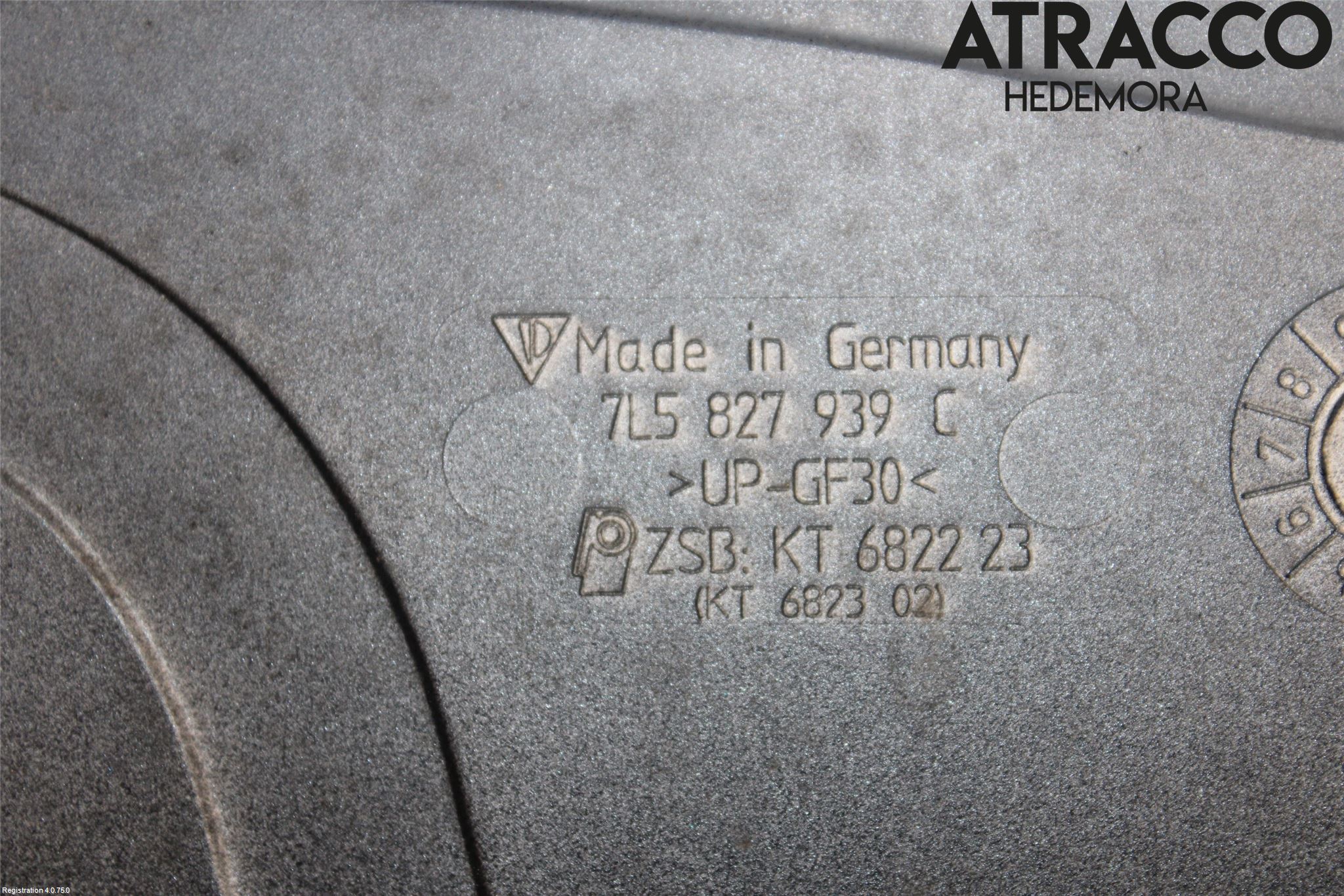 Porsche CAYENNE 03- Spoiler Baklucka