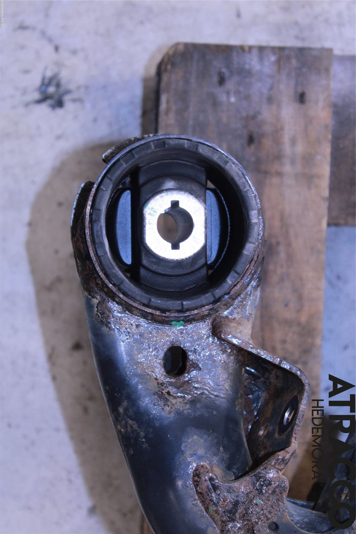 Audi Q7/SQ7 Bakaxelbalk