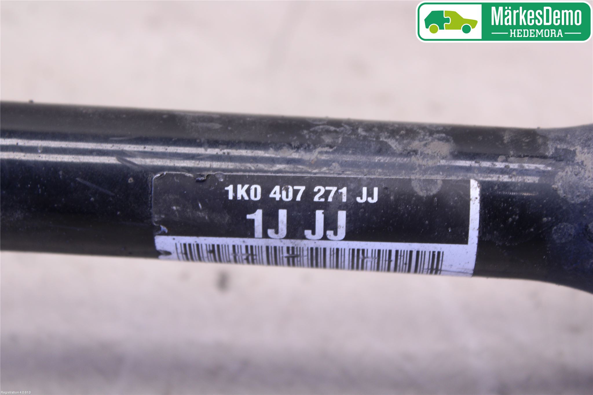 Volkswagen VW PASSAT 11-14 Drivaxel Fram Vänster