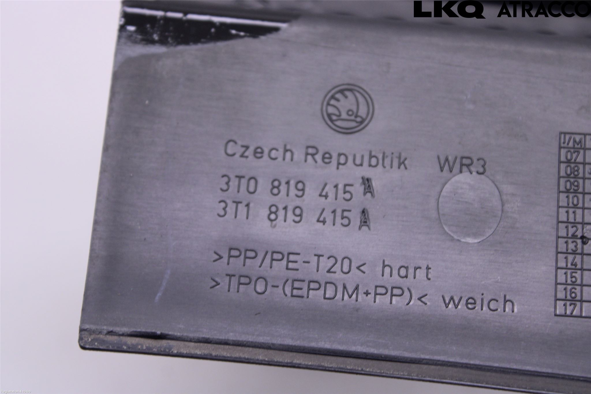 Skoda SUPERB 09-15 Torpedplåt-Torpedplast