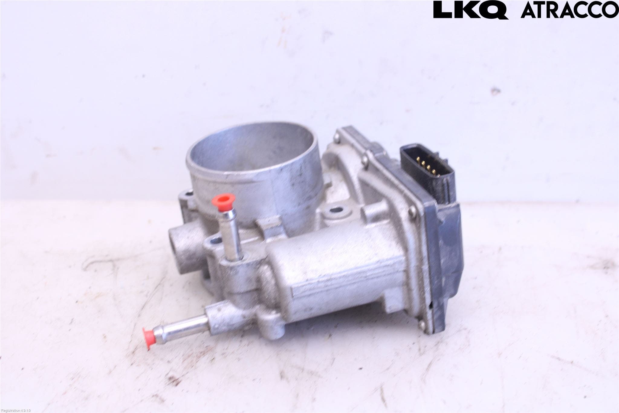 Toyota RAV4 13-18 Injspjällhus