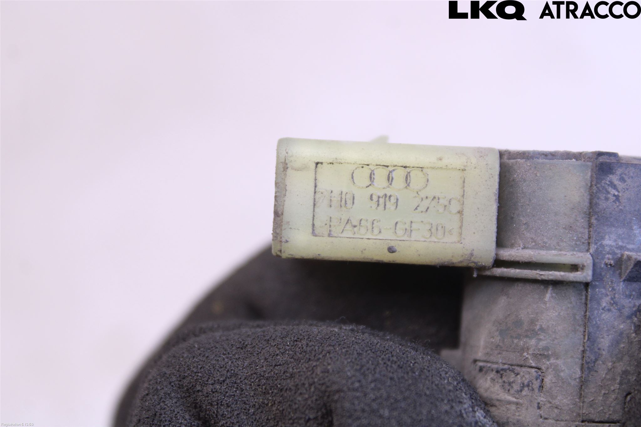 Audi A6/S6     05-11 Parkeringshjälp Frontsensor