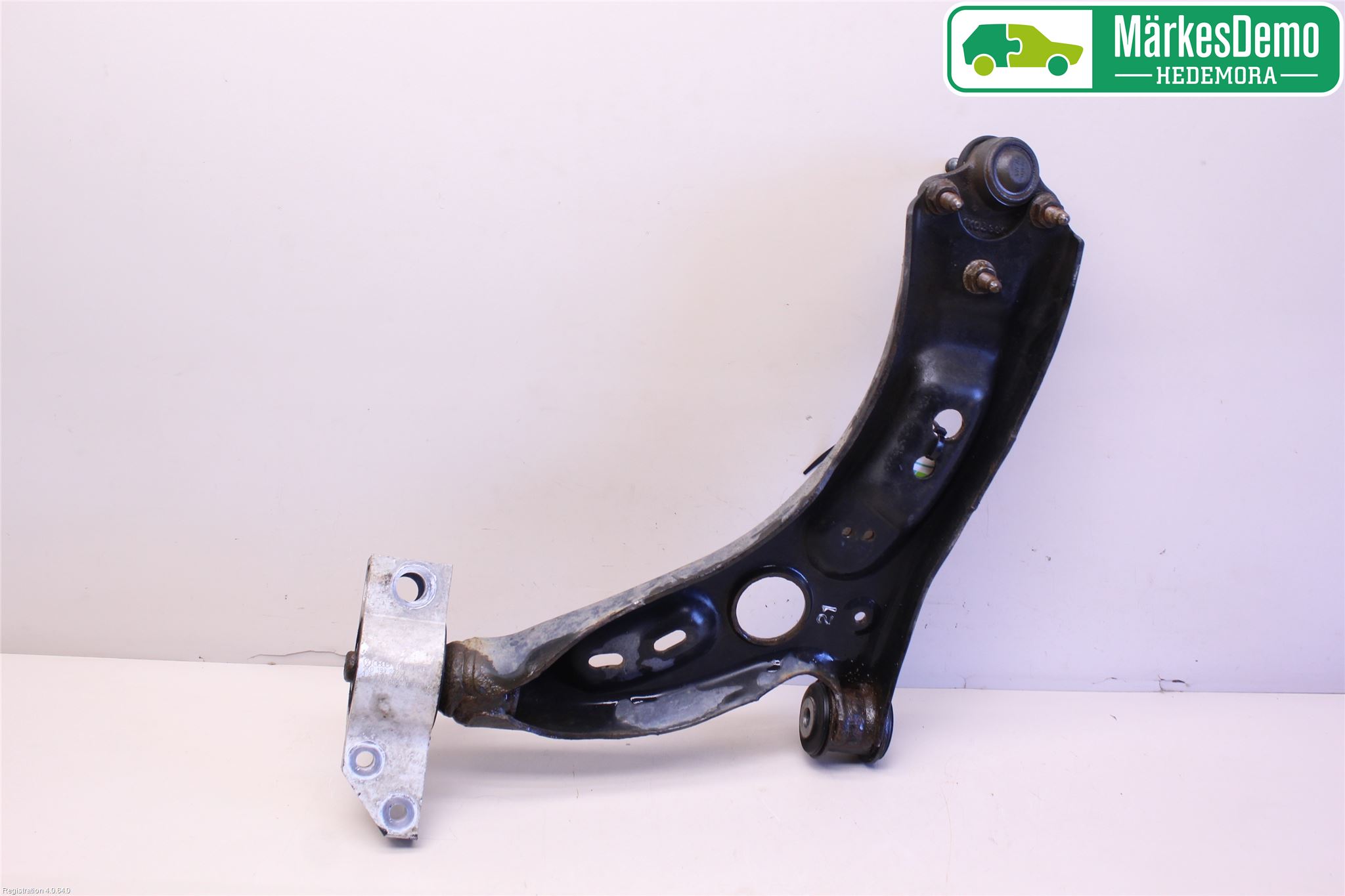 Volkswagen VW GOLF PLUS/CROSS GOLF 04-14 Bärarm Fram Undre Hö