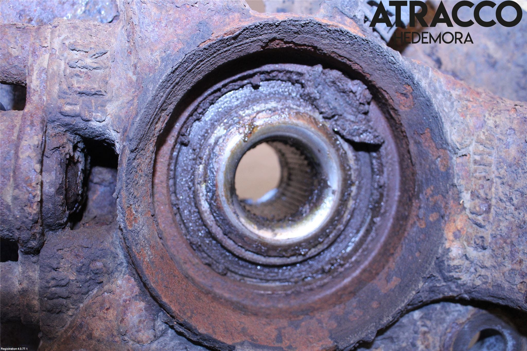 Volkswagen VW TRANSP/CARAVELLE (T5) 04-15 Styrspindel Lagerhus Vä