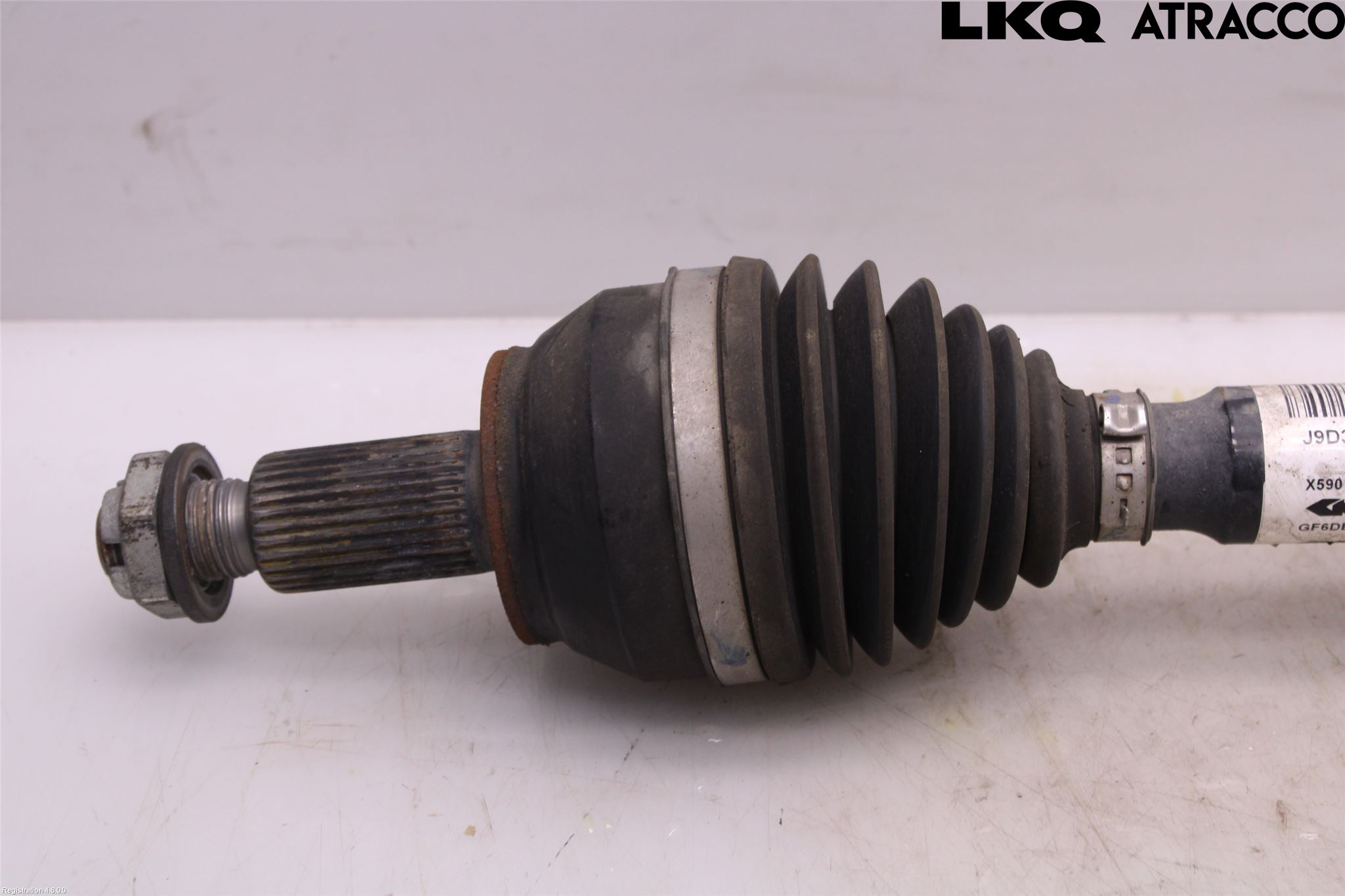 Jaguar I-PACE 18- Drivaxel Fram Vänster