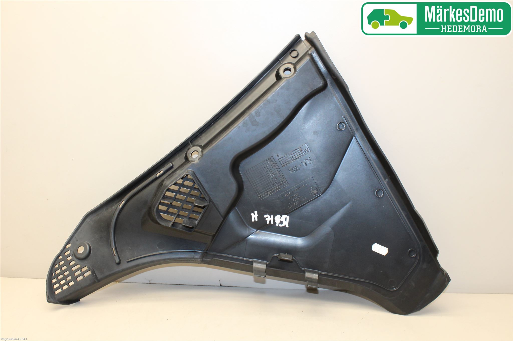 BMW 5 F10/F11/F18 09-17 Torpedplåt-Torpedplast