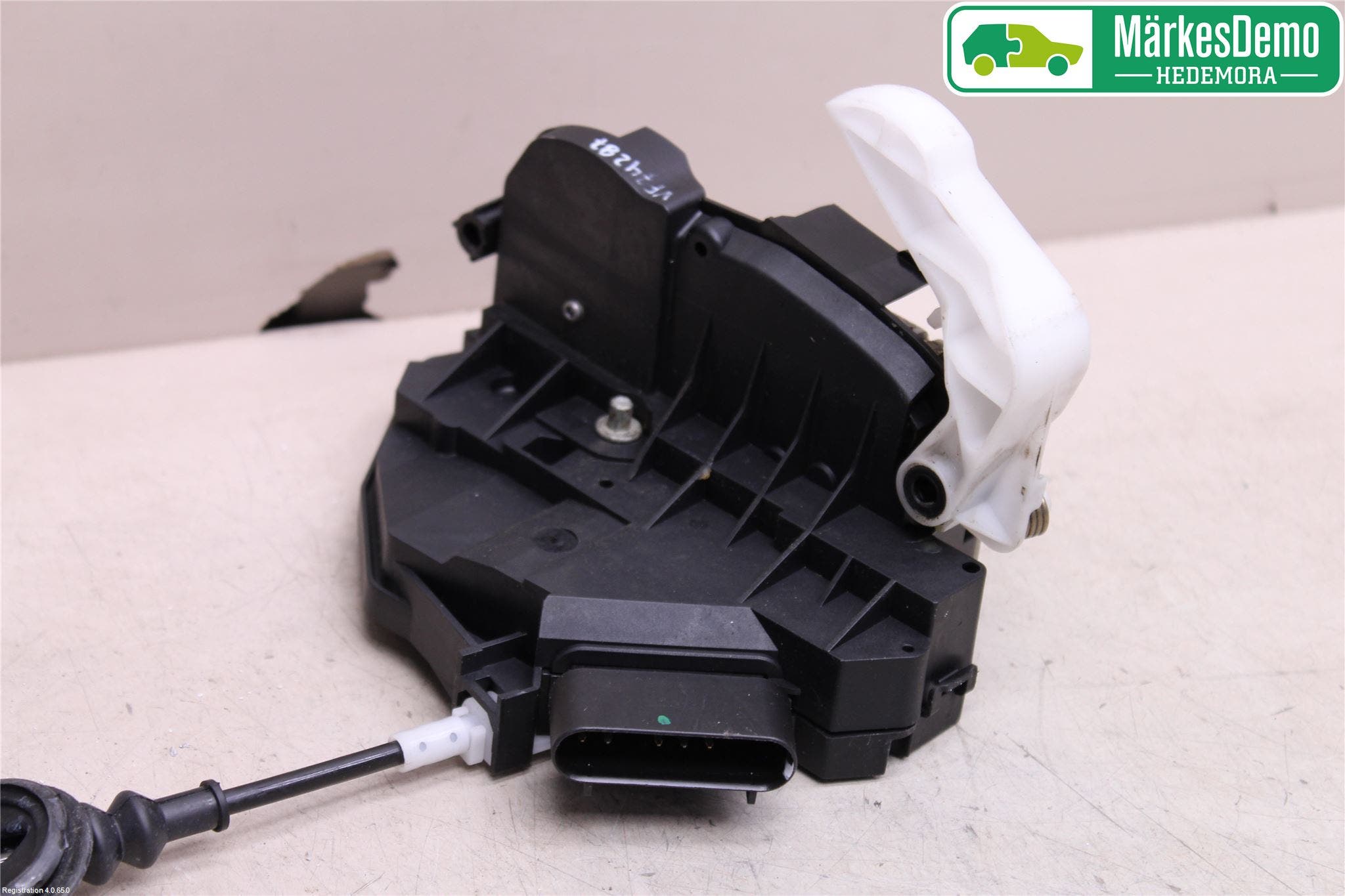 Ford FIESTA 13-17 Låskista-Dörrlås