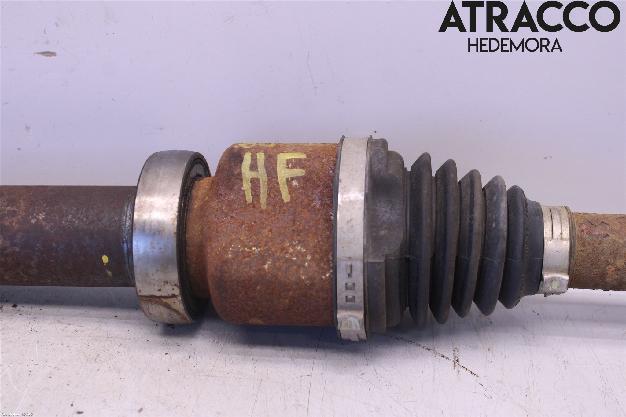 Ford FOCUS 15-18 Drivaxel Fram Höger