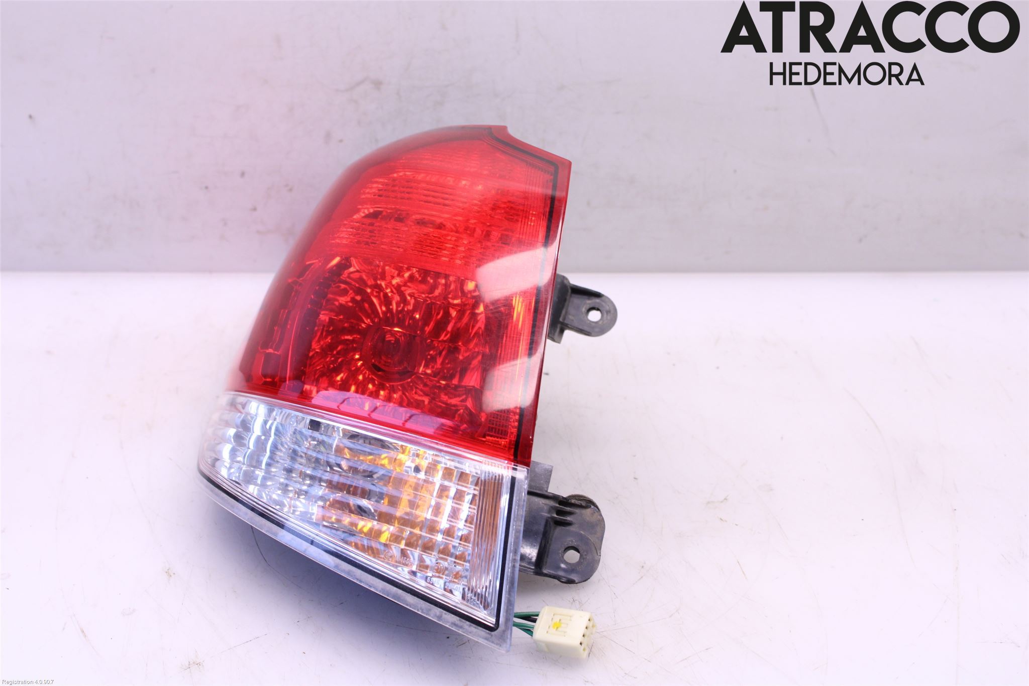 Subaru LEGACY 10-14 Bakljus Höger