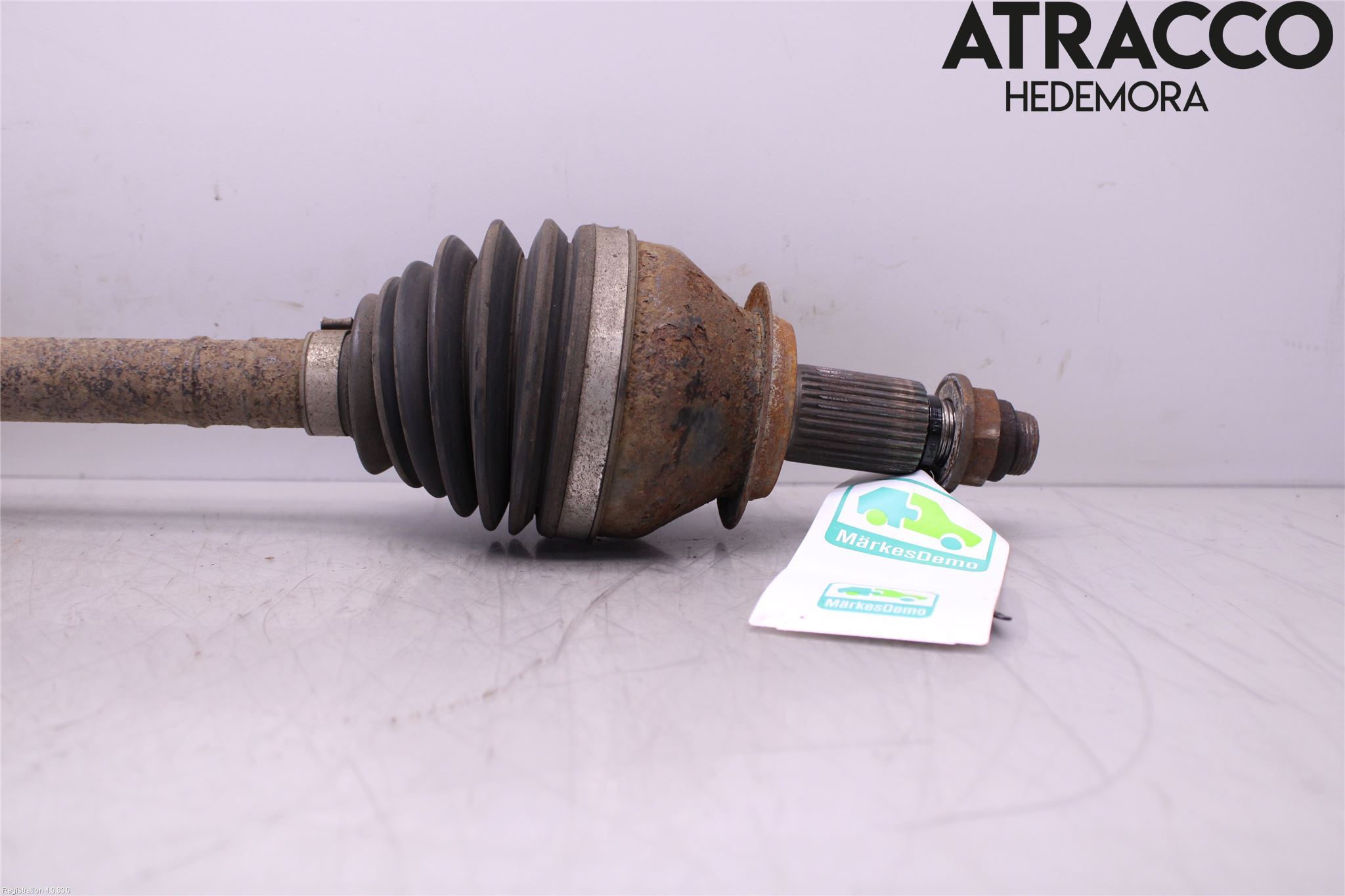 Mazda 3 III 14-19 Drivaxel Fram Vänster