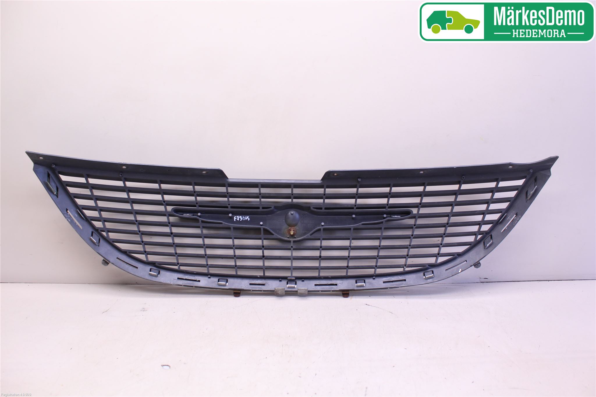 Chrysler CHR VOYAGER     04-07 Grill Komp