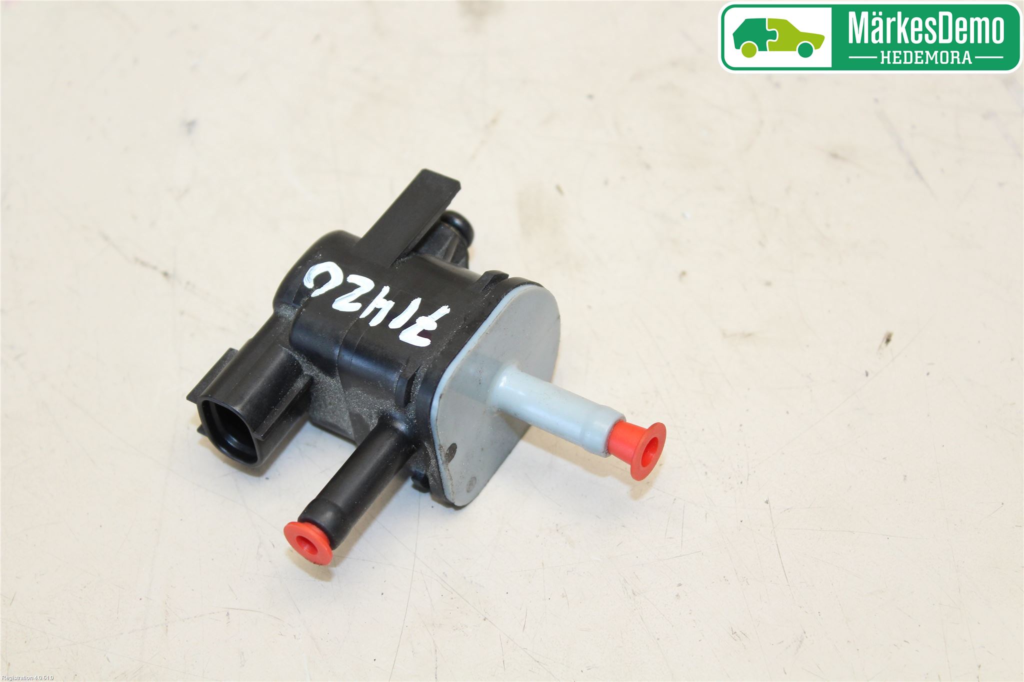 Toyota COROLLA 19- Vakuumventil