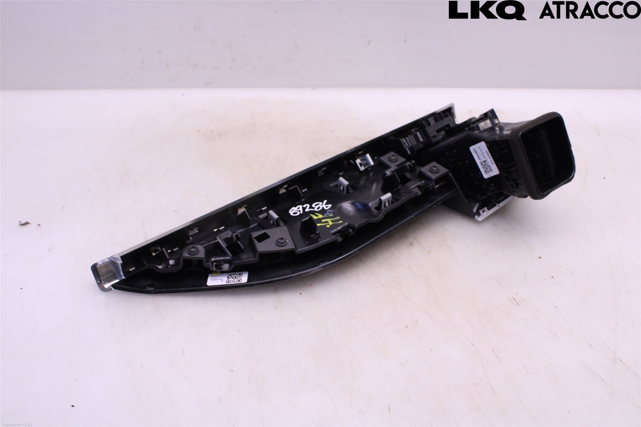 Jaguar I-PACE 18- Defrosterkanal-Munstycke