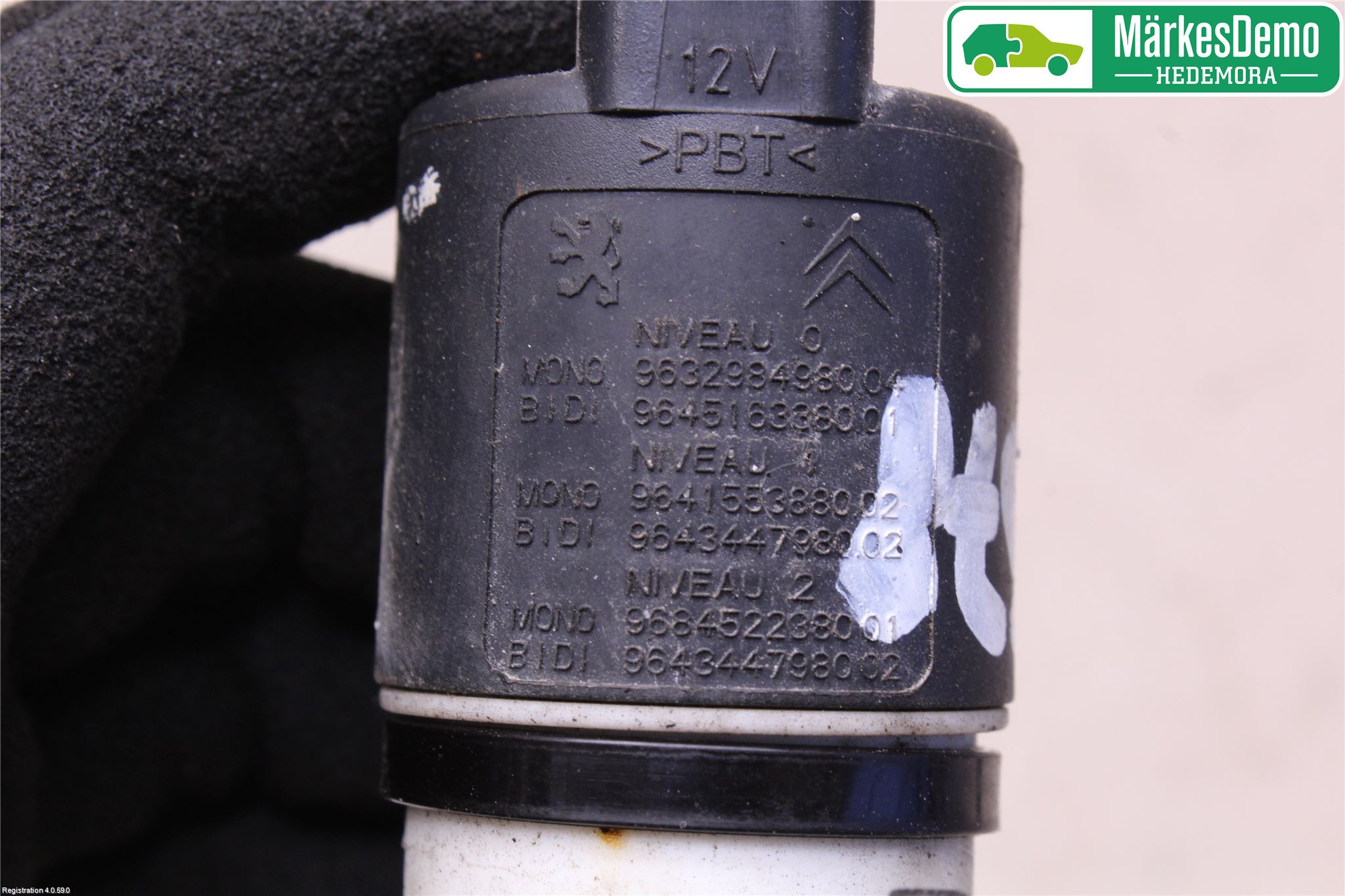 Peugeot PARTNER 16-18 Spolarpump Vindruta