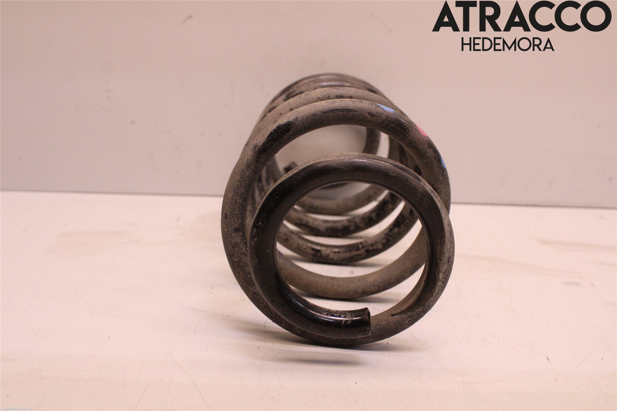 Toyota AURIS 13-19 Fjäder Bak