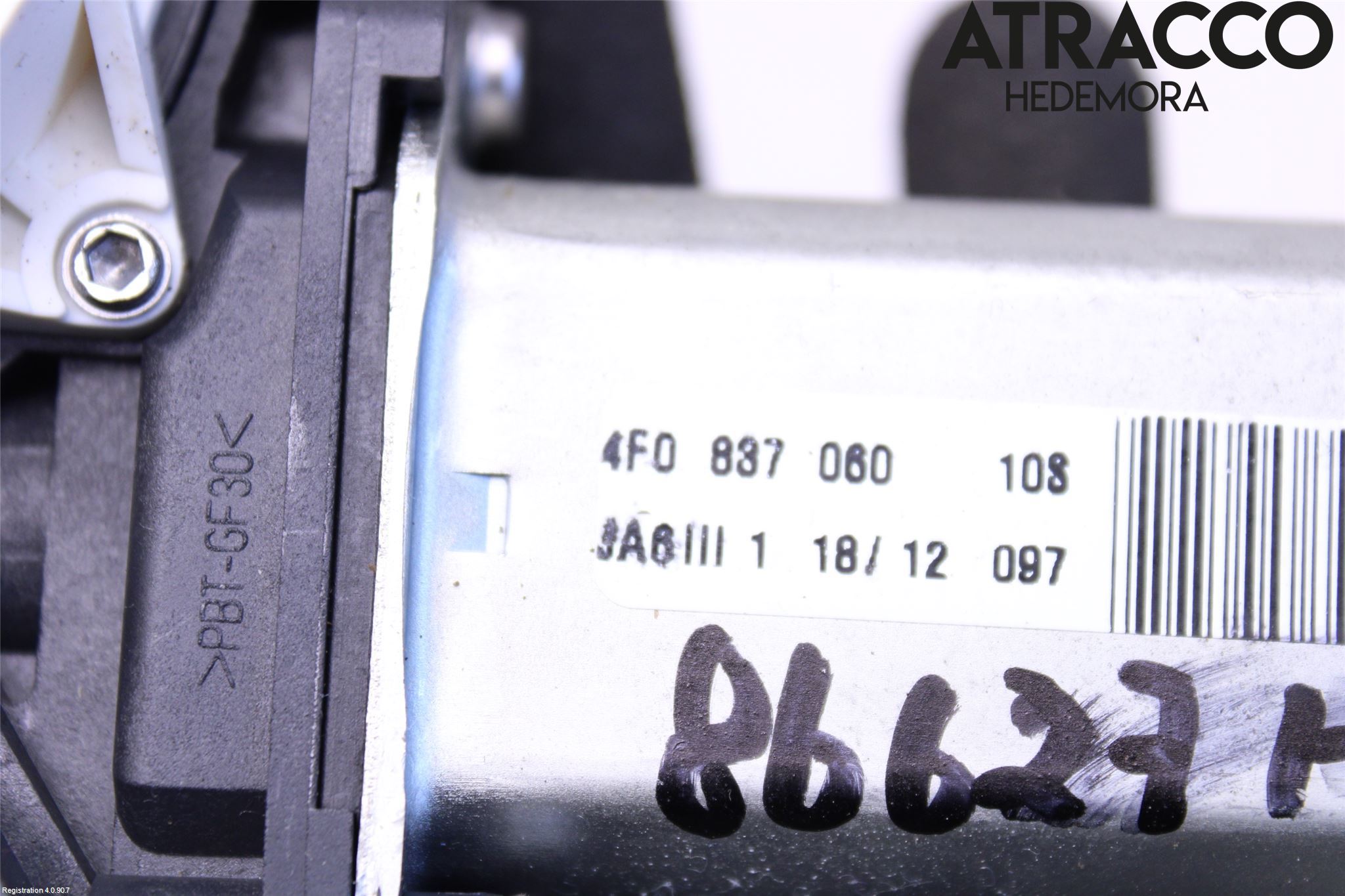 Audi A8/S8 4H 10-17 Centrallåsmotor Höger