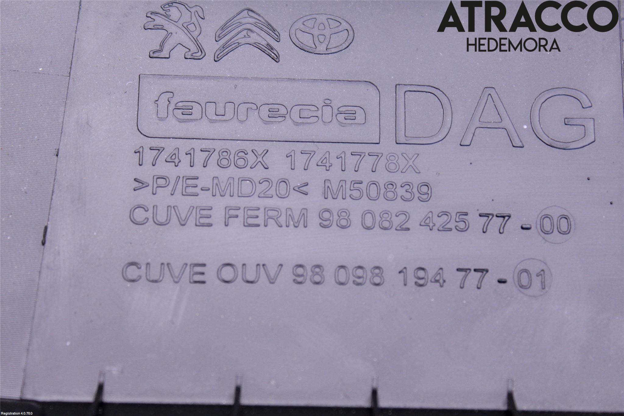 Toyota PROACE II 16- Handskfack