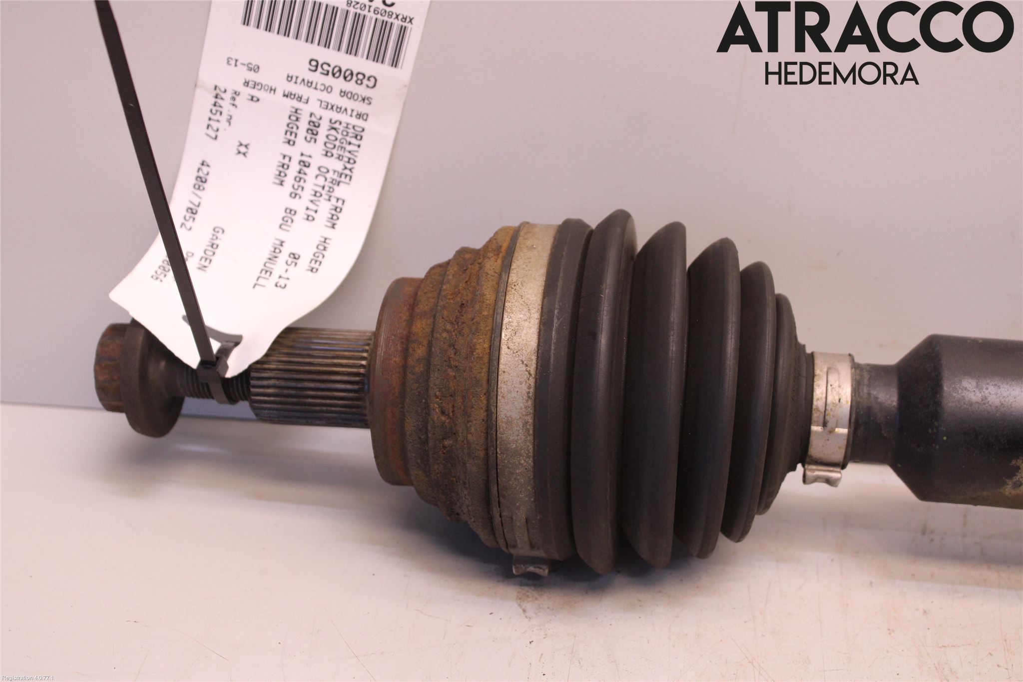 Skoda OCTAVIA (1Z) 05-13 Drivaxel Fram Höger