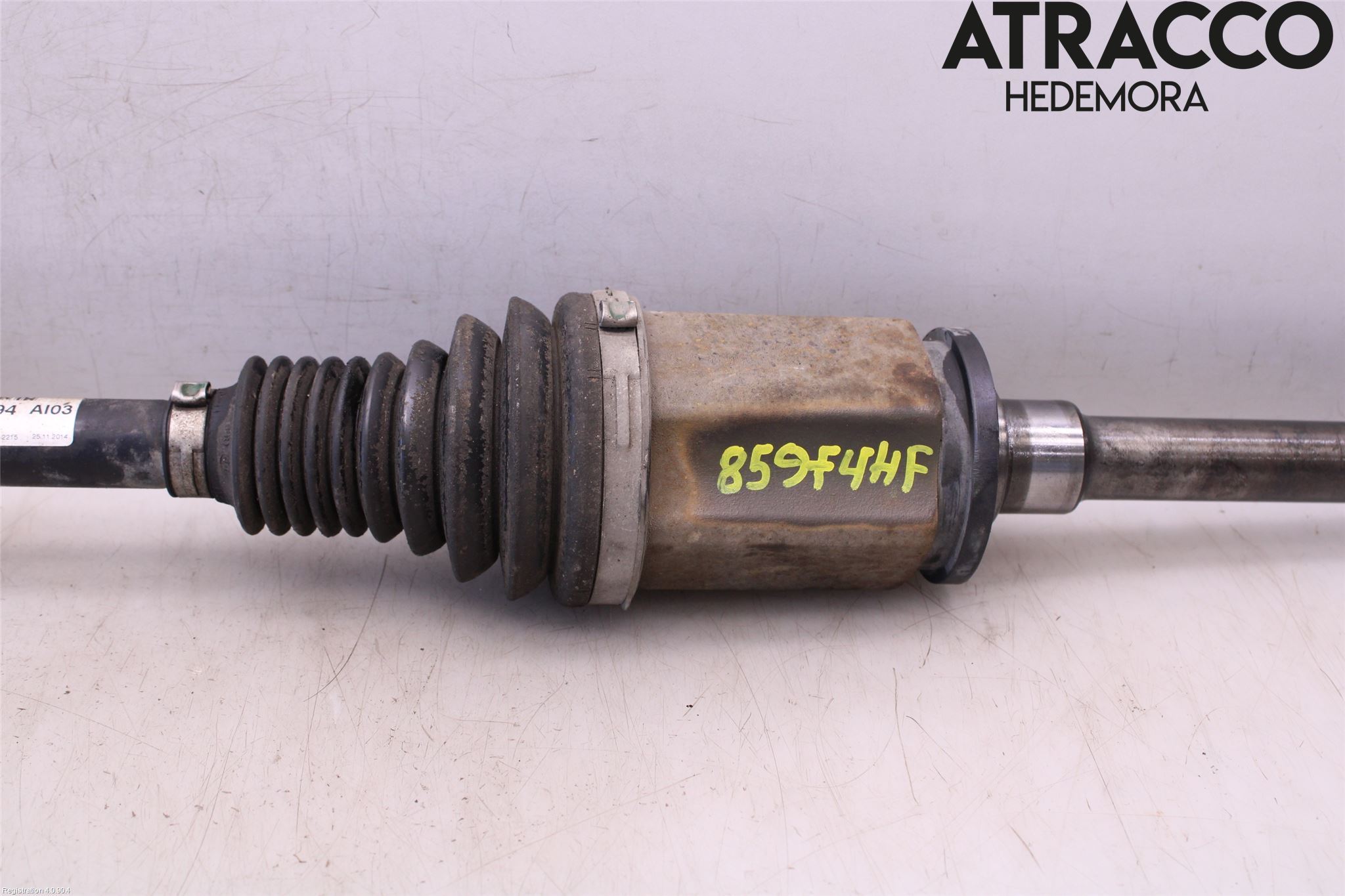 BMW 1 F20/F21 11-19 Drivaxel Fram Höger