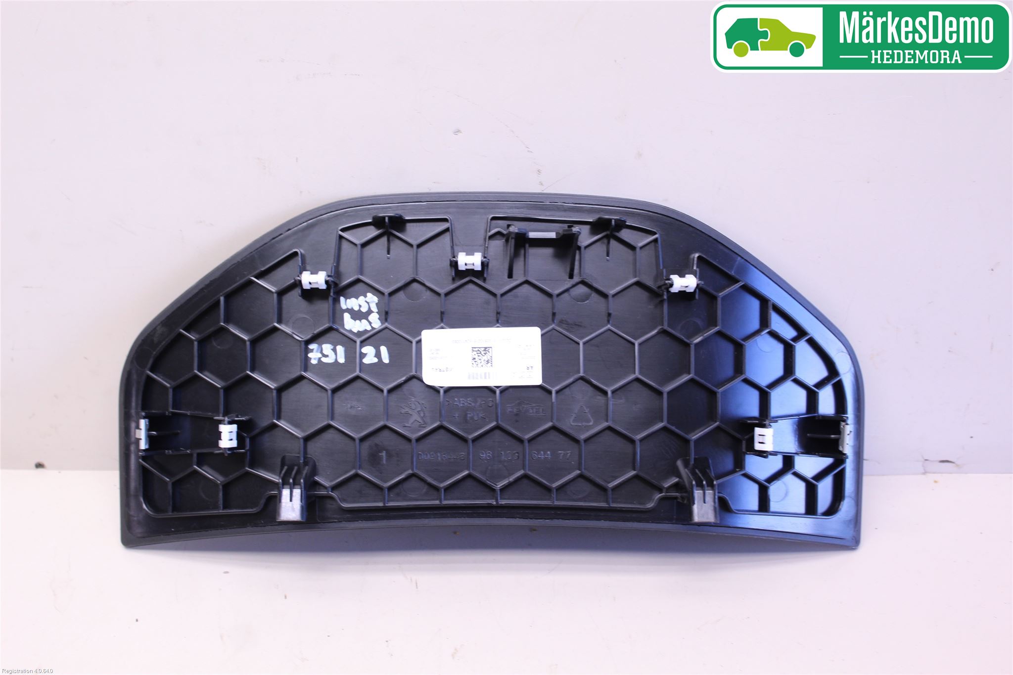Peugeot 3008 17-24 Instrumentbräda Inlägg-Dekorlist
