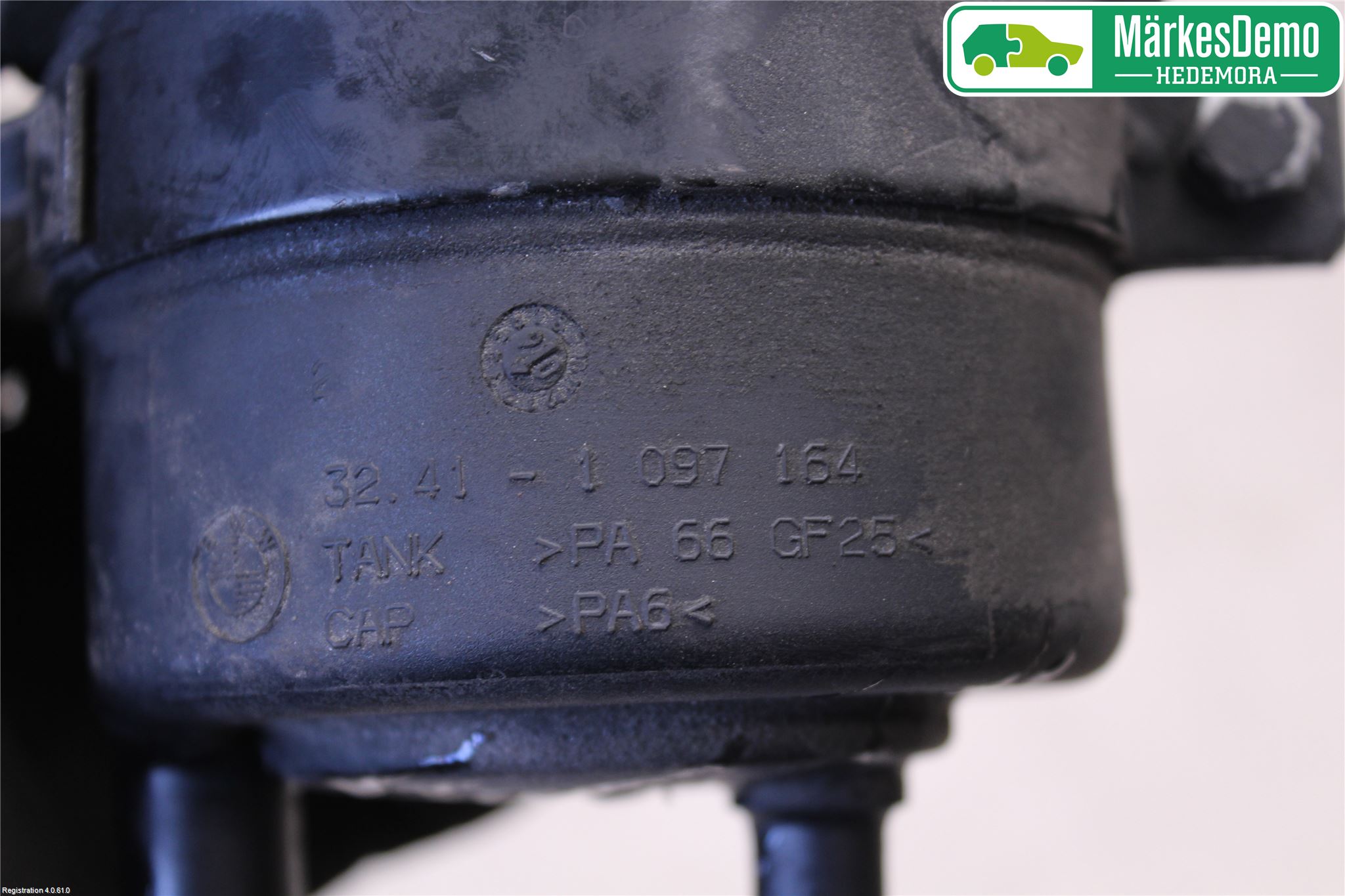 BMW 3 E90/91 SED/TOU 05-12 Styrservooljebehållare