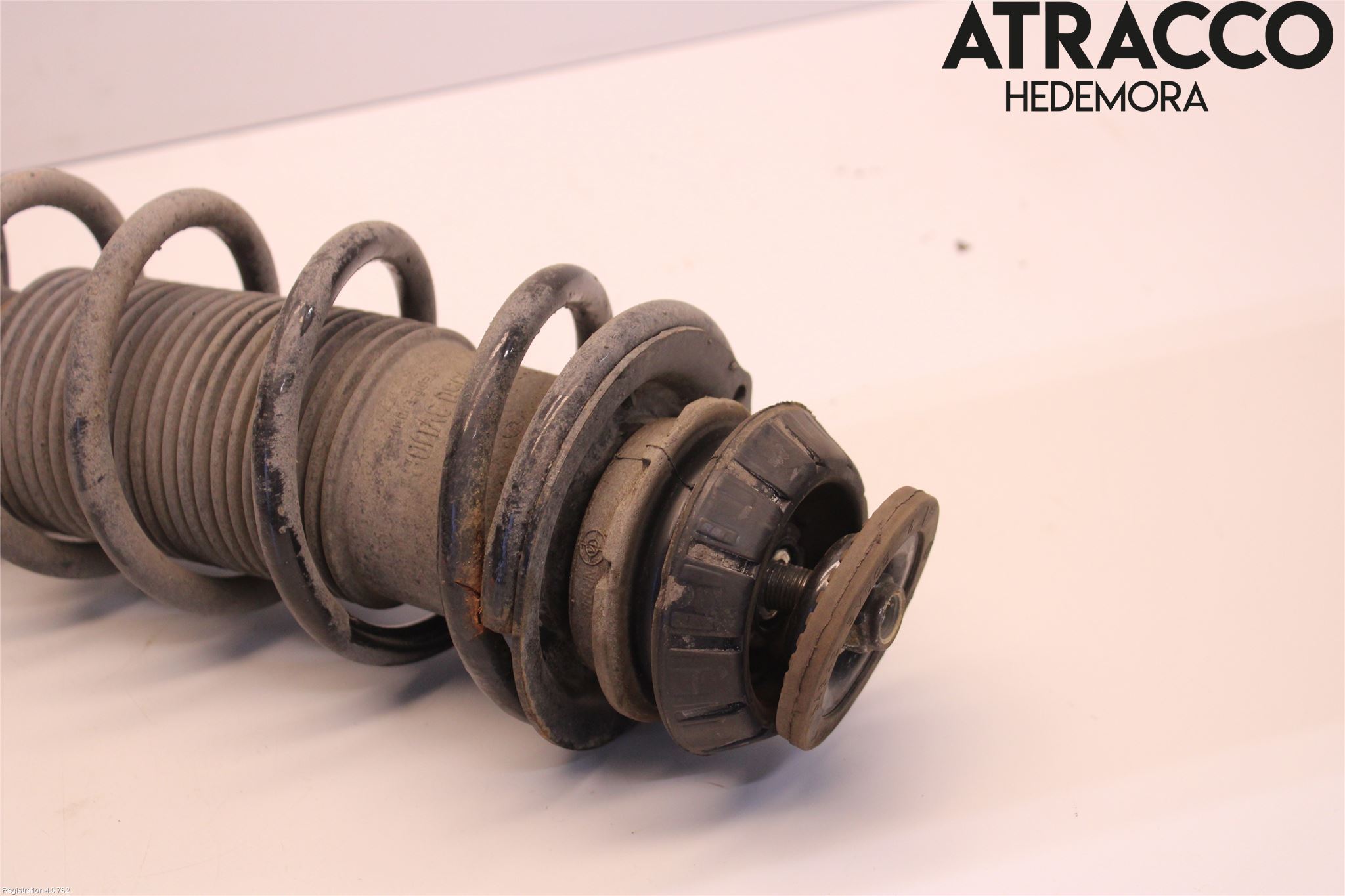 Nissan NOTE E12 14-20 Fjäderben Fram Höger