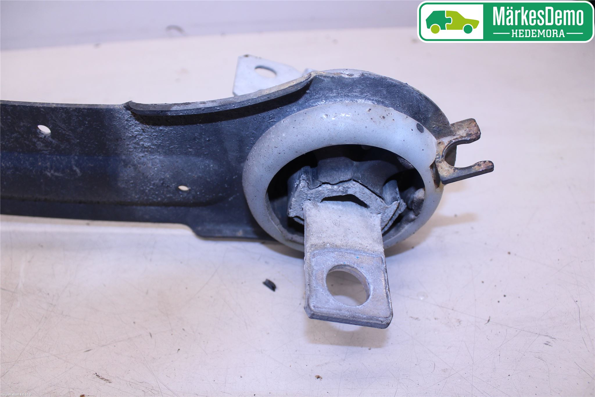 Volvo XC70 14-16 Hjullagerhus Bak Hö