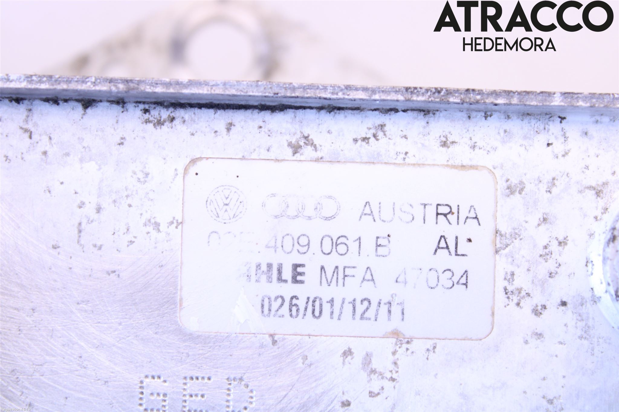 Volkswagen VW PASSAT 11-14 Oljekylare Automat
