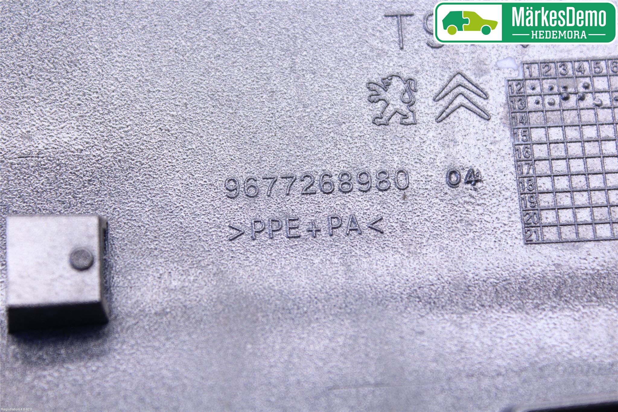 Peugeot 308 14-21 Tanklucka