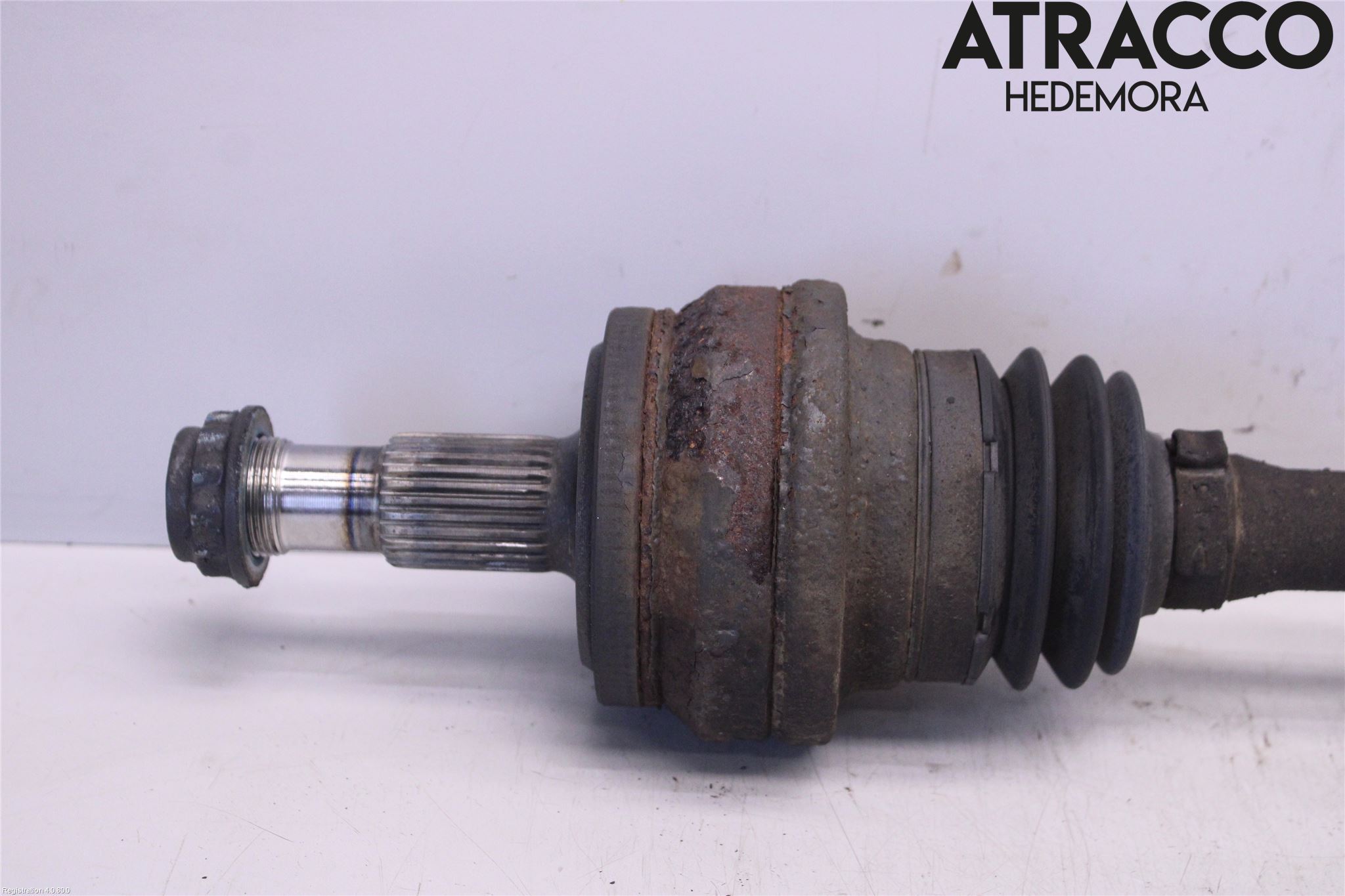 Mercedes-Benz MB GLK-KLASS (X204) 08-16 Drivaxel Bak Vänster