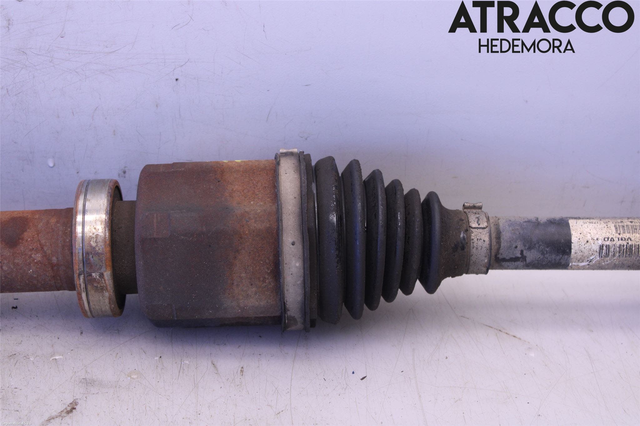 Volvo V70 14-16 Drivaxel Fram Höger