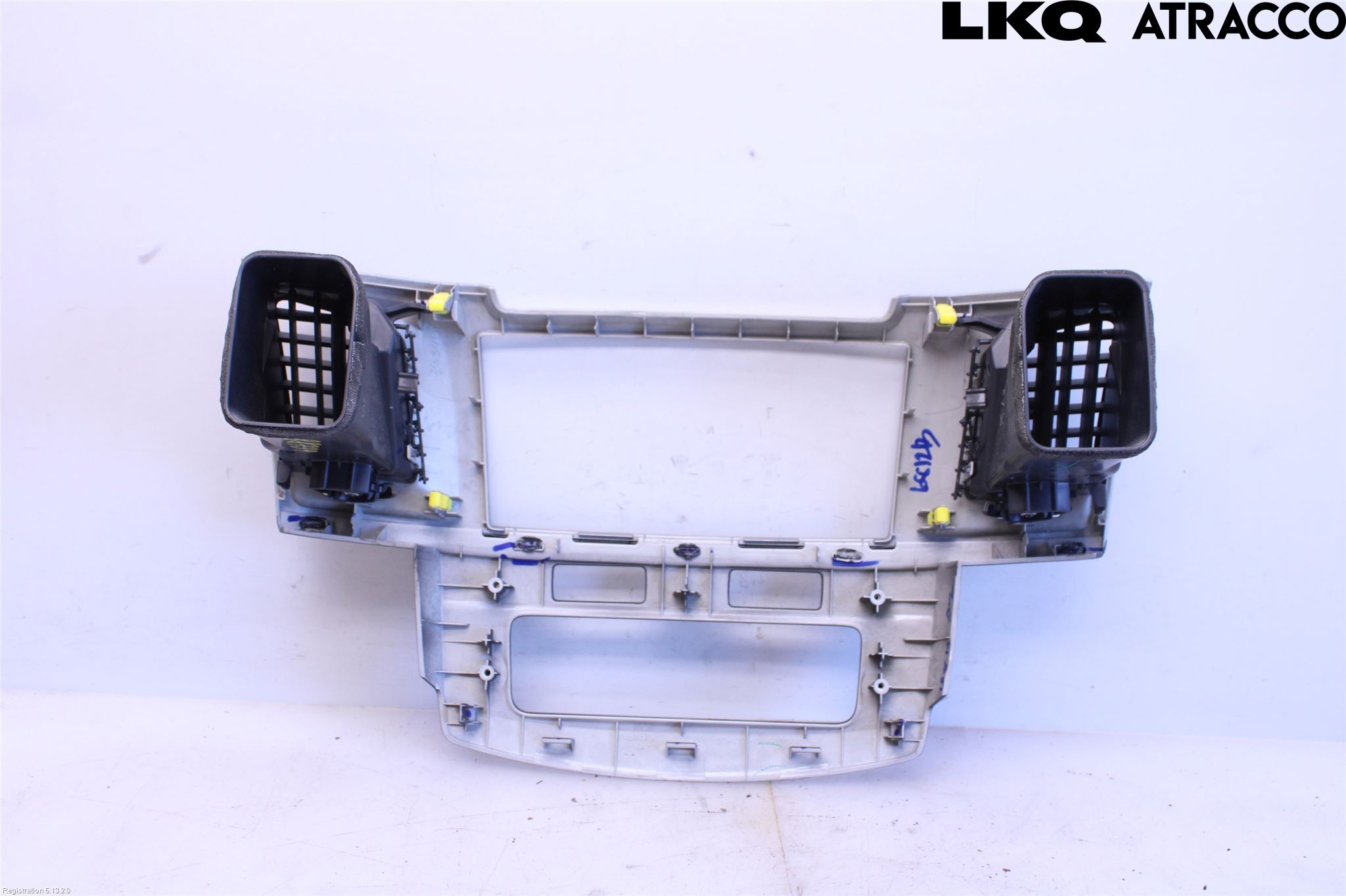 Toyota HILUX 05-16 Instrument-Radio Sarg
