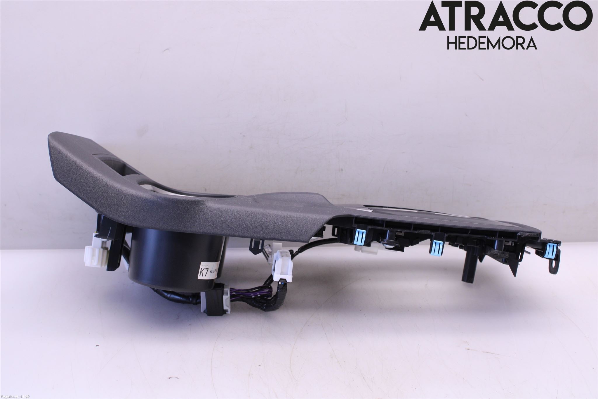 Subaru IMPREZA V 18- Mugghållare