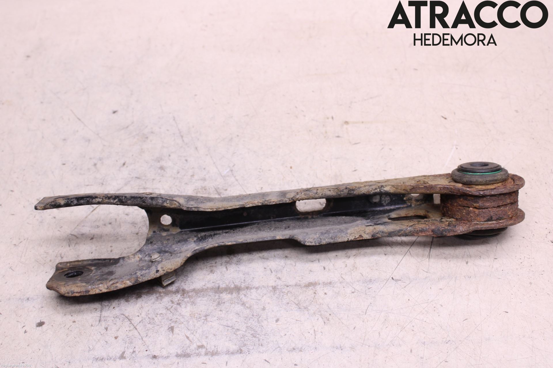 BMW X1 E84 10-15 Bärarm Bak Övre Höger