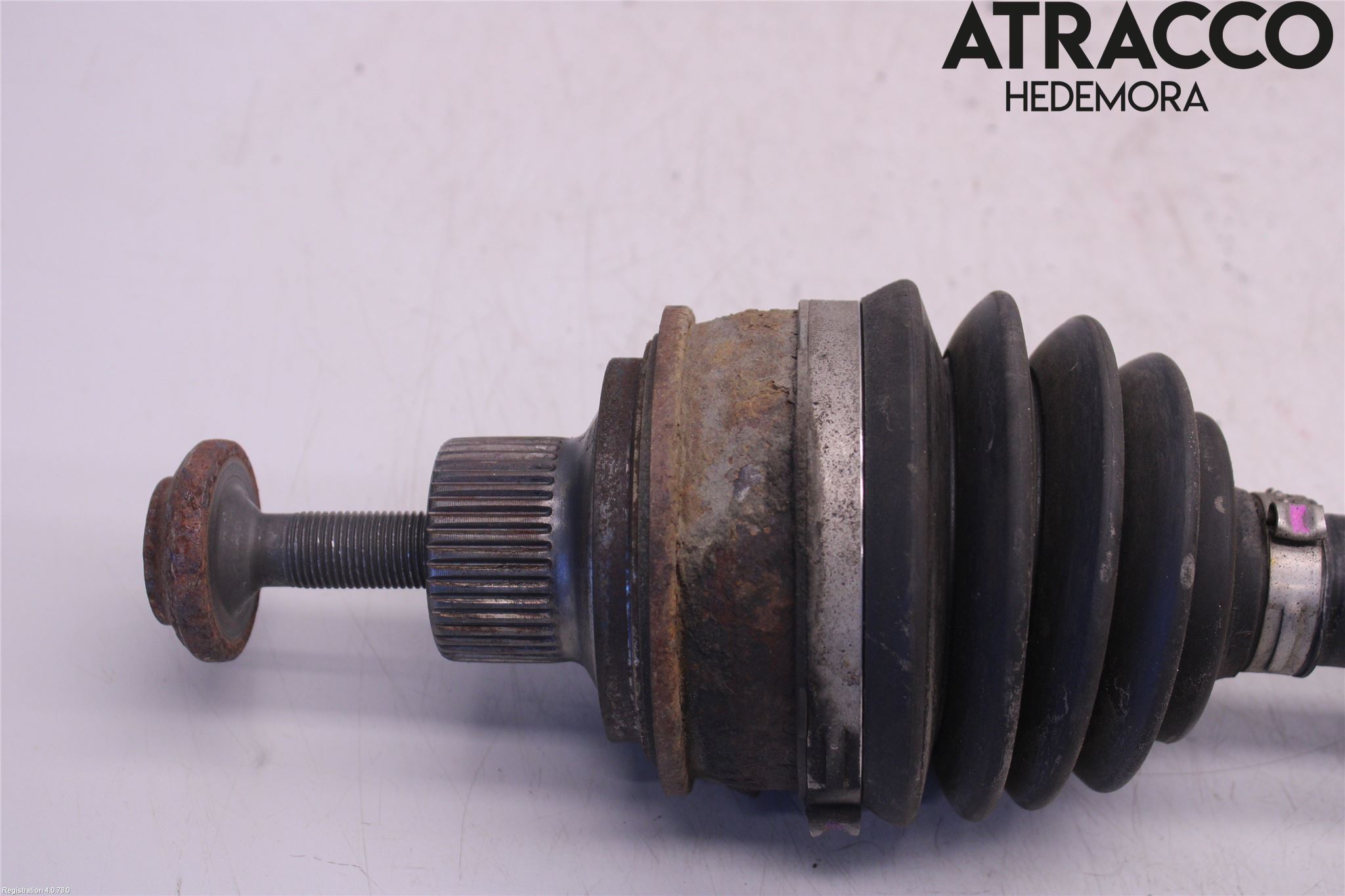 Audi Q7/SQ7 Drivaxel Fram Vänster