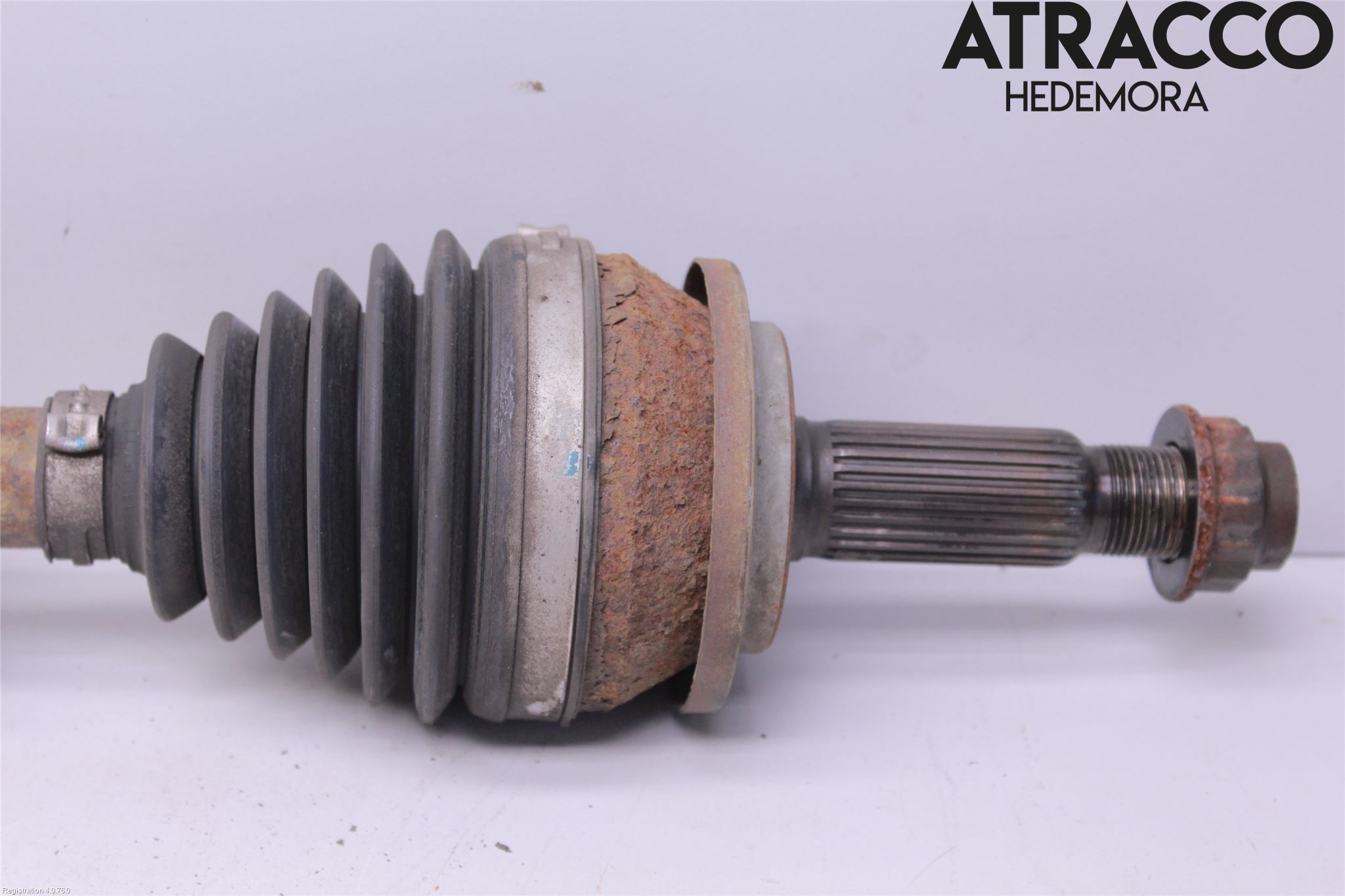 Toyota AVENSIS 09-15 Drivaxel Fram Höger