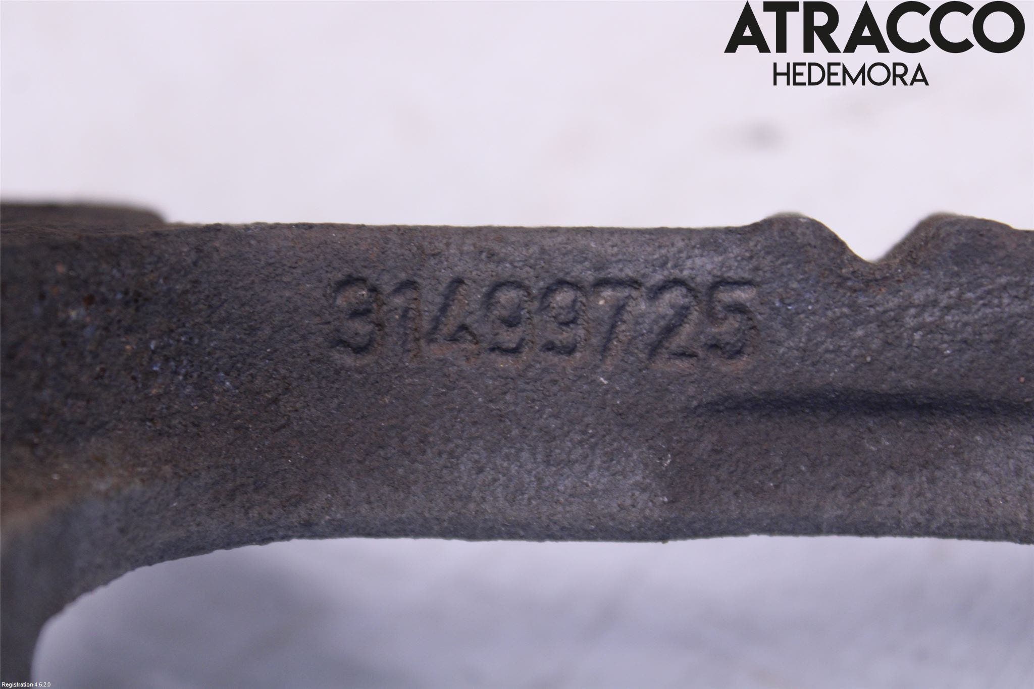 Volvo XC60 18- Bromsokshållare