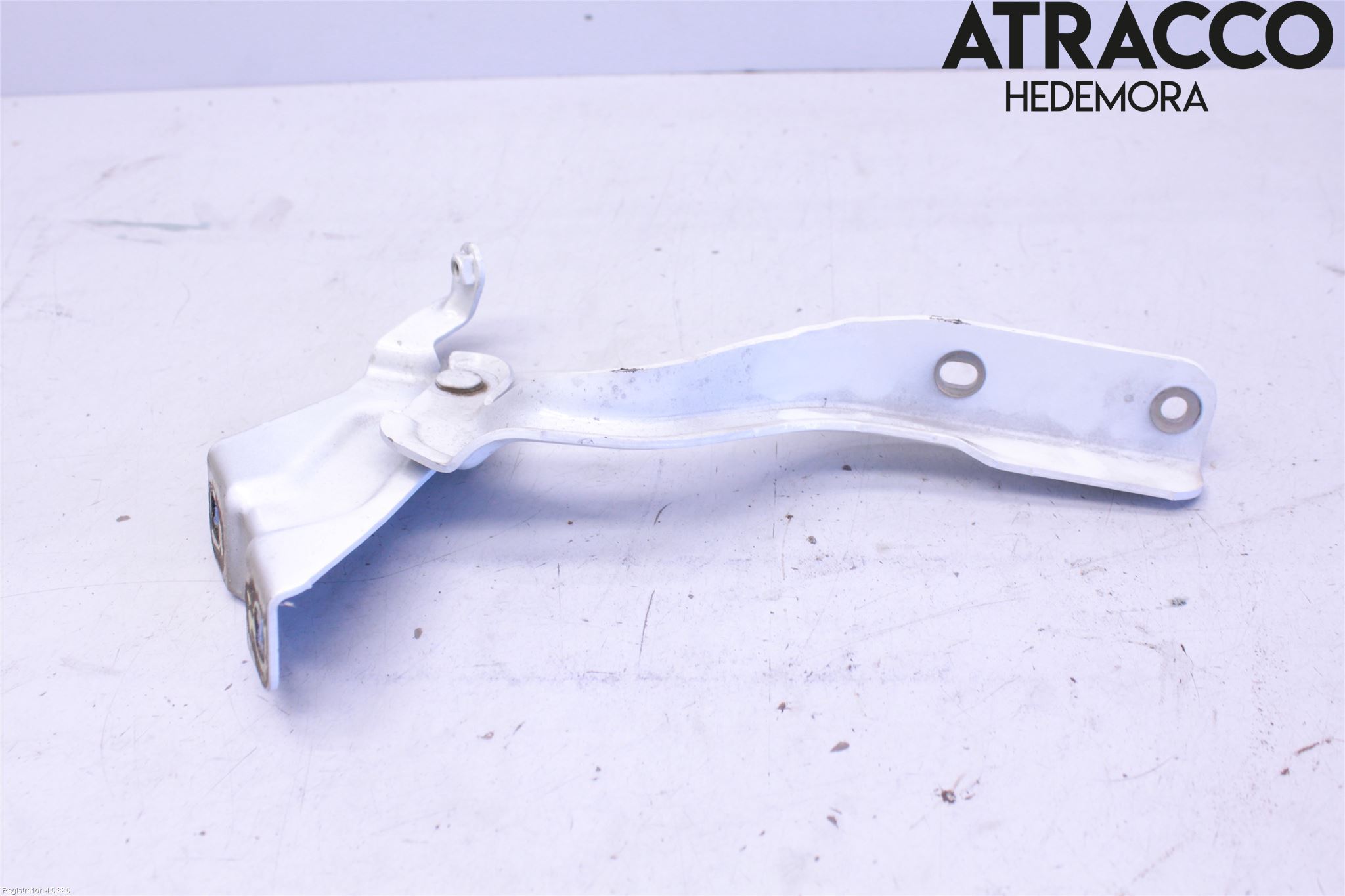 Nissan PULSAR Huvgångjärn