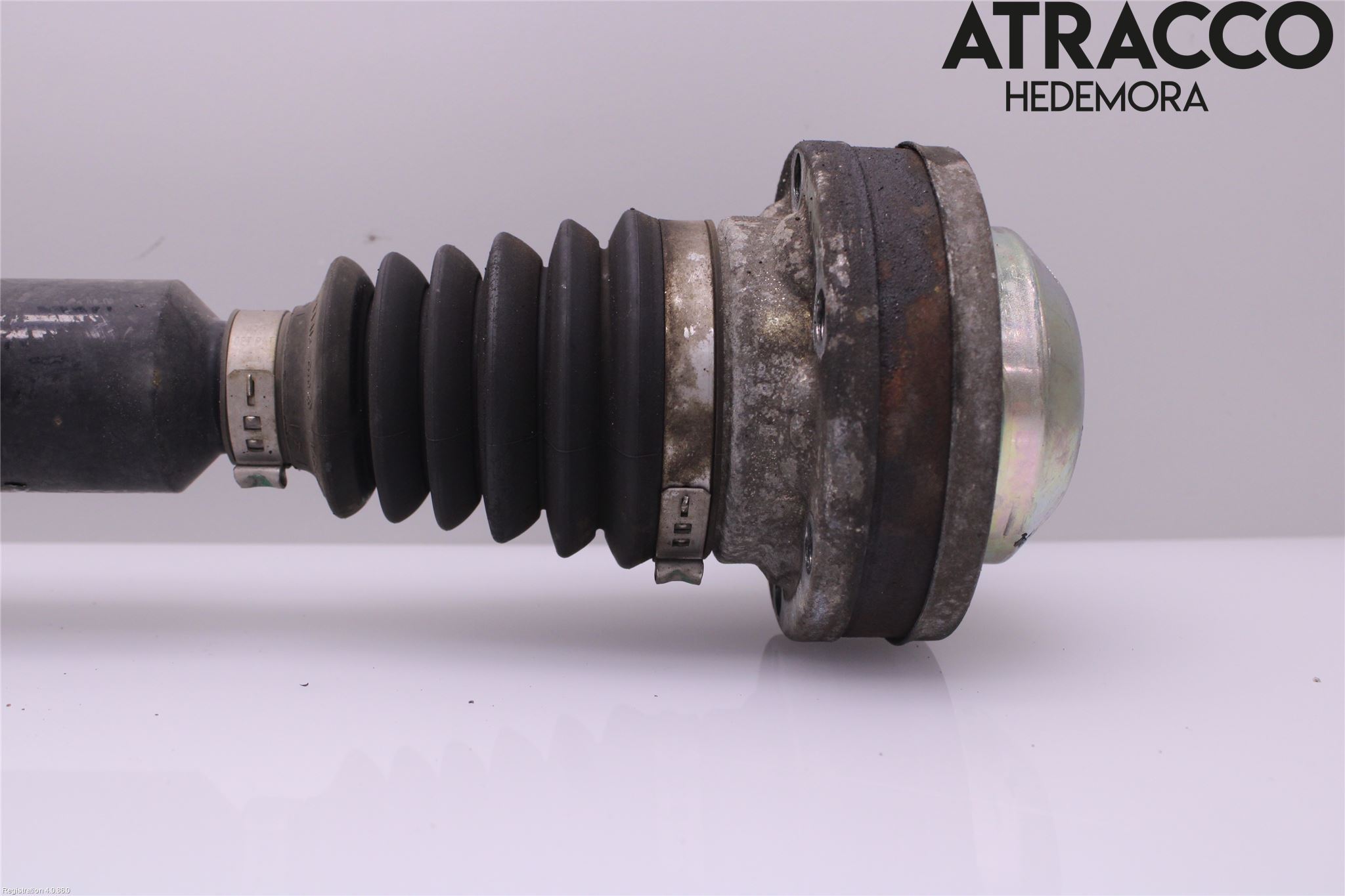 Volkswagen VW PASSAT 05-11 Drivaxel Fram Höger