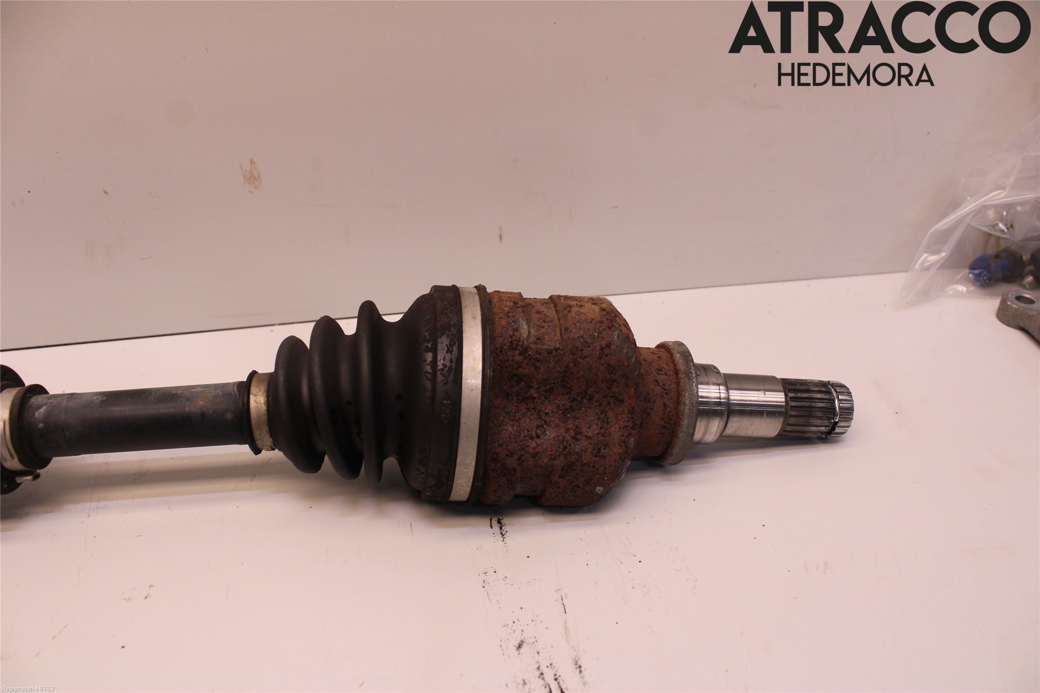 Toyota YARIS XP130 12-14 Drivaxel Fram Höger